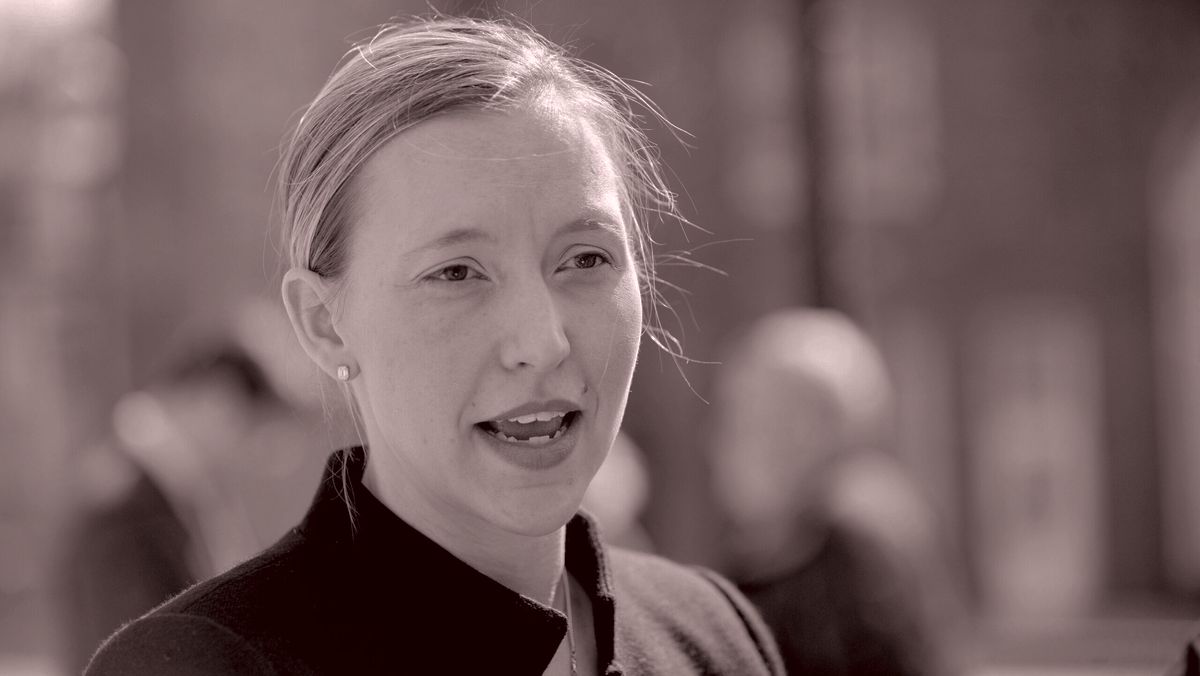 Between Clare
Locke & A Hard Place