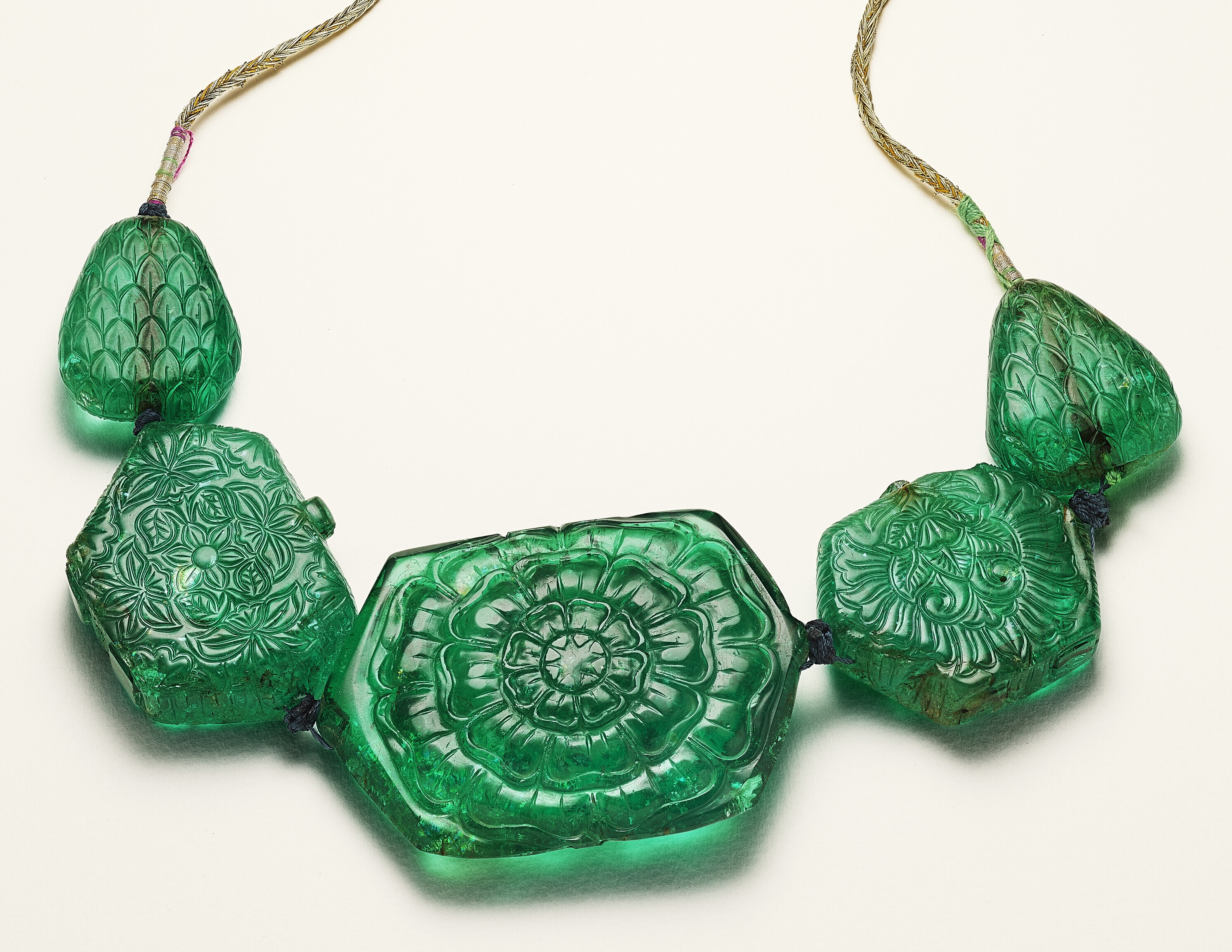 A Mughal carved emerald necklace (c. 1750). Photo: Christie’s Images Ltd.