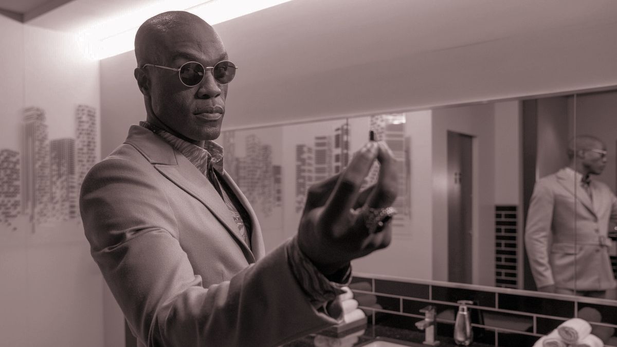 A Warners ‘Matrix 5’ Battle & The
NFL’s Sunday Ticket Showdown