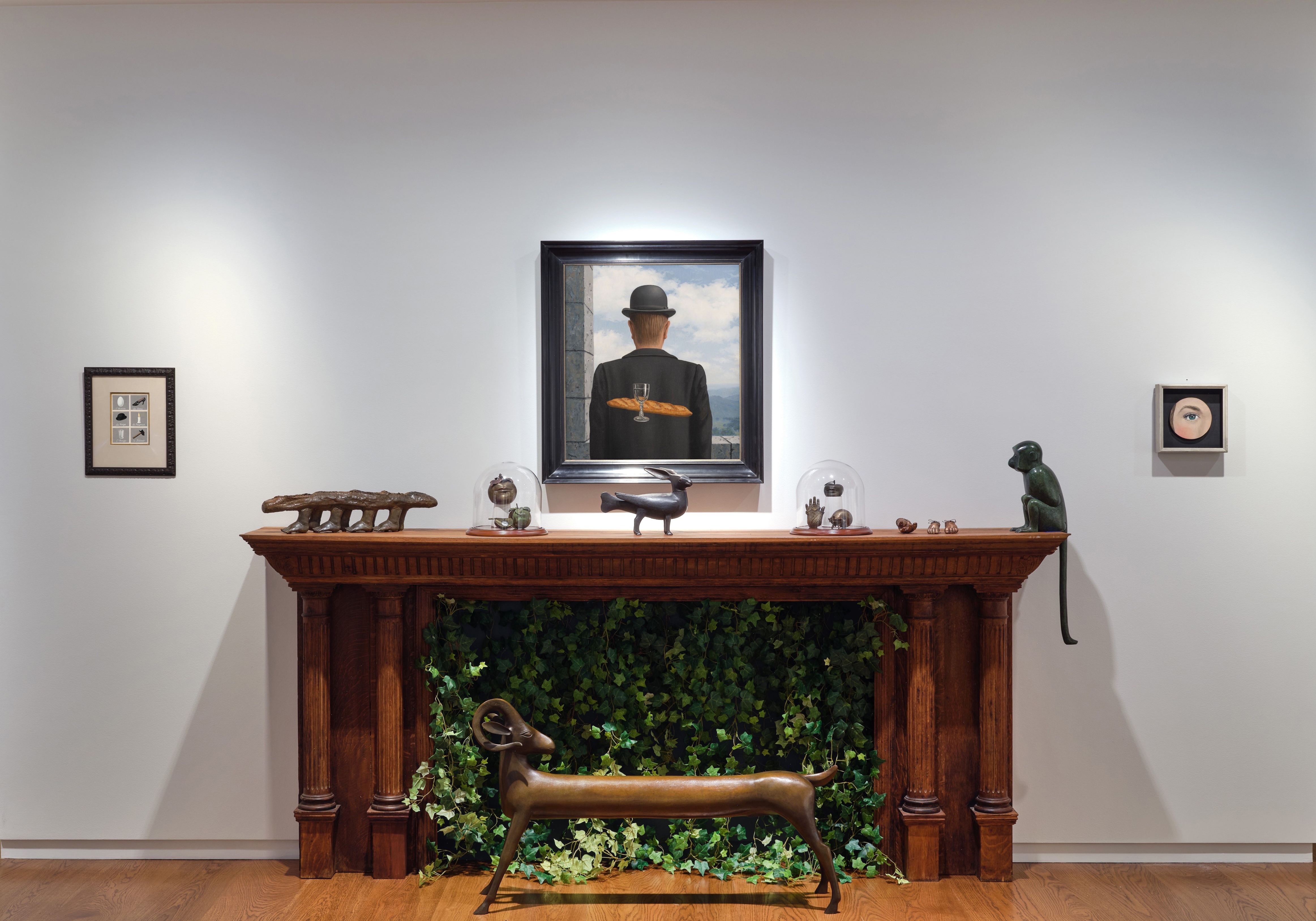 Installation view of In the Mind's Garden: Magritte and Les Lalanne at Di Donna Galleries. Photo: Pauline Shapiro/Courtesy Di Donna Galleries, New York. René Magritte: © 2025 C. Herscovici, Brussels
Artists Rights Society (ARS), New York. François-Xavier and Claude Lalanne: © 2025 Artists Rights Society (ARS), New York/ADAGP, Paris.