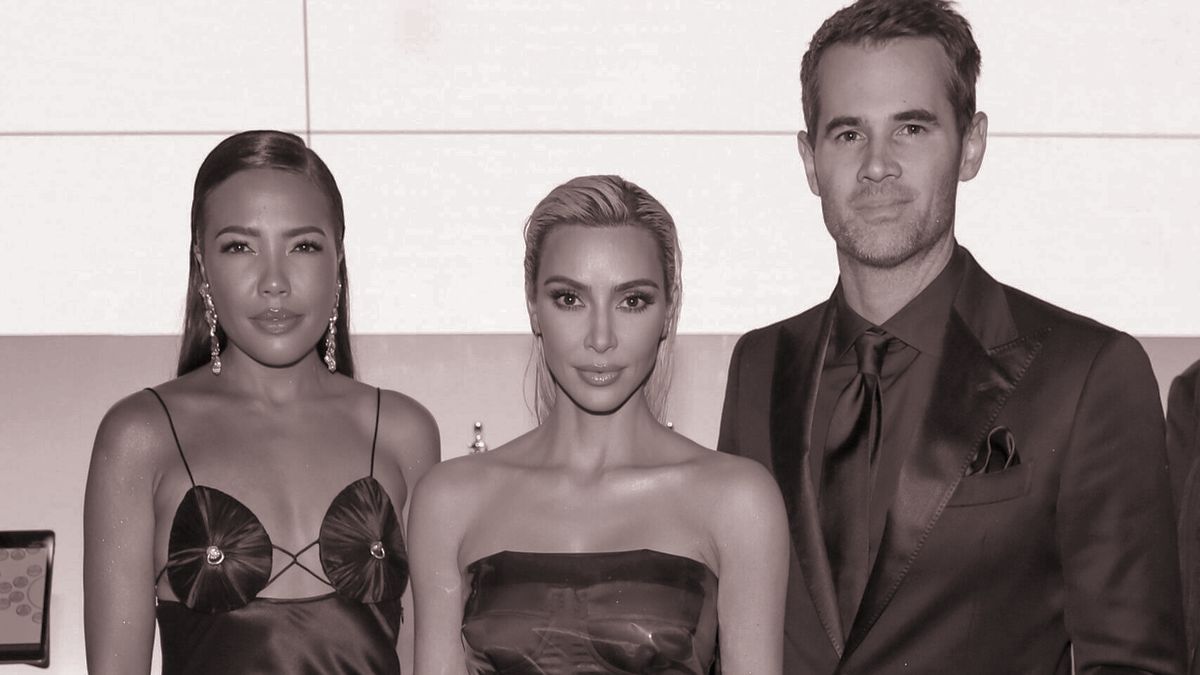 Scenes From the Kardashians-Grede Marriage