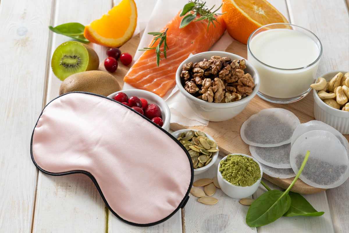 Kiwi, tart cherries, and other sleep-friendly snacks