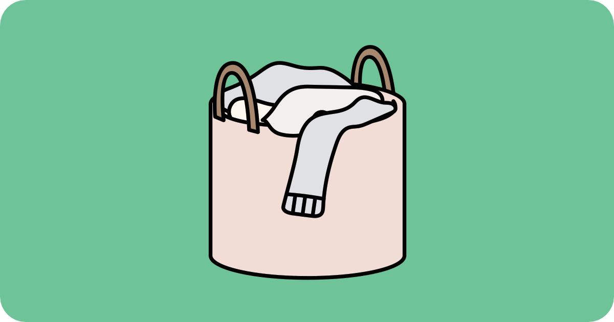 laundry basket with clothes